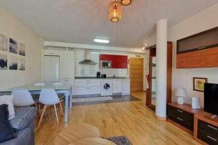 Apartamento Con Piscina Leilighet Llanes Eksteriør bilde